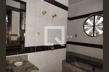 Casa à venda com 5 quartos, 450m² em Vila Londrina, São Paulo