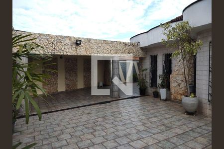 Casa à venda com 5 quartos, 450m² em Vila Londrina, São Paulo