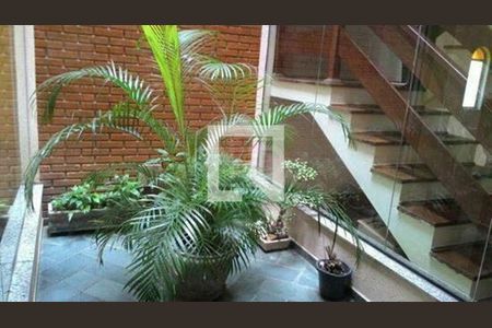 Casa à venda com 4 quartos, 300m² em Bairro dos Casa, São Bernardo do Campo
