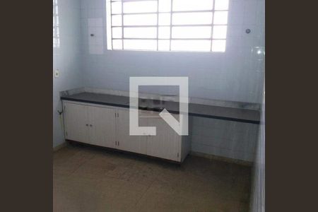 Casa à venda com 4 quartos, 360m² em Nova Petrópolis, São Bernardo do Campo
