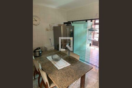 Casa à venda com 4 quartos, 164m² em Nova Petrópolis, São Bernardo do Campo