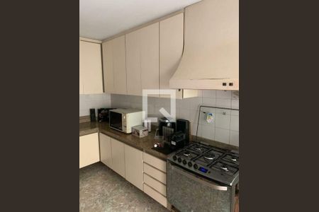 Casa à venda com 4 quartos, 164m² em Nova Petrópolis, São Bernardo do Campo