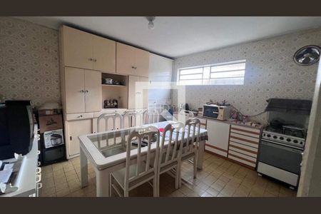 Casa à venda com 3 quartos, 227m² em Nova Petrópolis, São Bernardo do Campo