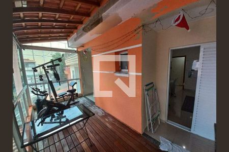 Casa à venda com 3 quartos, 100m² em Parque Oratório, Santo André