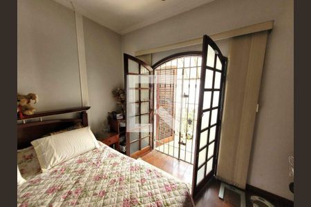 Casa à venda com 3 quartos, 230m² em Nova Petrópolis, São Bernardo do Campo