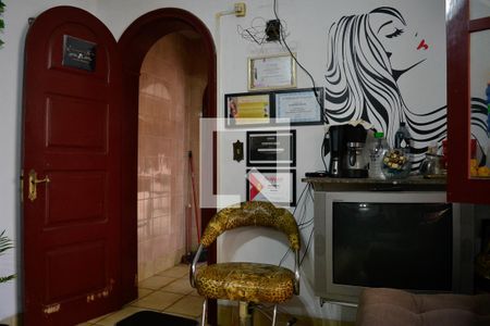Quarto de serviço de casa à venda com 4 quartos, 650m² em Vila Pires, Santo André