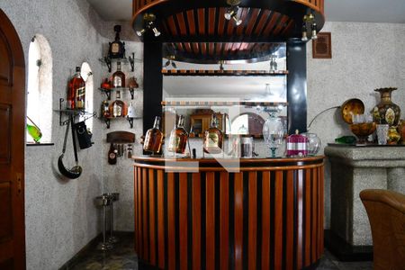 Sala de casa para alugar com 4 quartos, 650m² em Vila Pires, Santo André