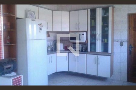 Casa à venda com 3 quartos, 200m² em Jardim Jamaica, Santo André