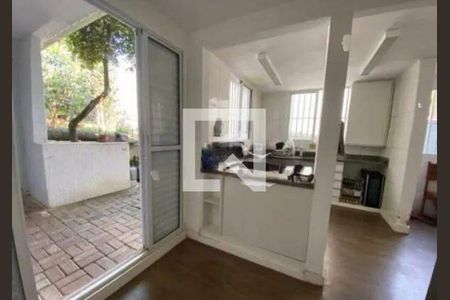 Casa à venda com 4 quartos, 250m² em Baeta Neves, São Bernardo do Campo