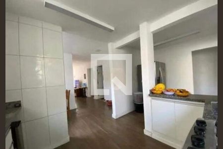 Casa à venda com 4 quartos, 250m² em Baeta Neves, São Bernardo do Campo