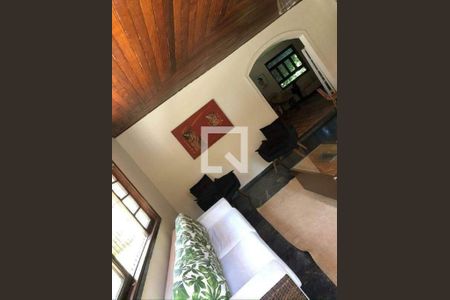 Casa à venda com 3 quartos, 333m² em Vila Esperança, São Paulo