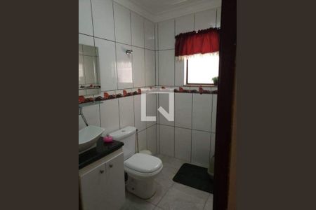 Casa à venda com 4 quartos, 200m² em Jardim Las Vegas, Santo André