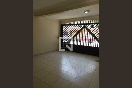 Casa à venda com 4 quartos, 200m² em Jardim Las Vegas, Santo André