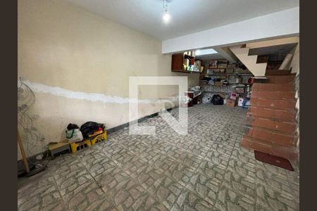Casa à venda com 3 quartos, 240m² em Vila Humaita, Santo André