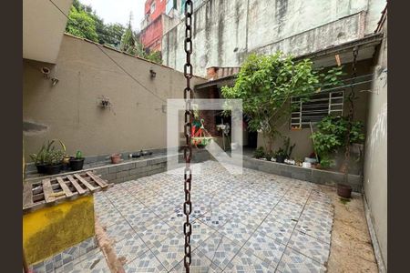 Casa à venda com 3 quartos, 240m² em Vila Humaita, Santo André
