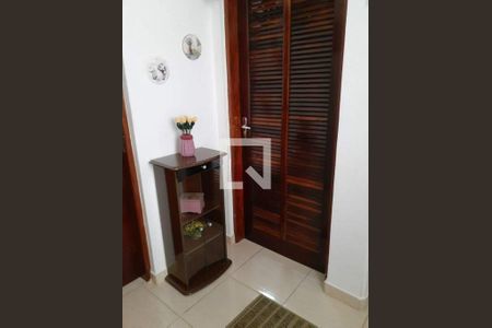 Casa à venda com 4 quartos, 246m² em Vila Dayse, São Bernardo do Campo