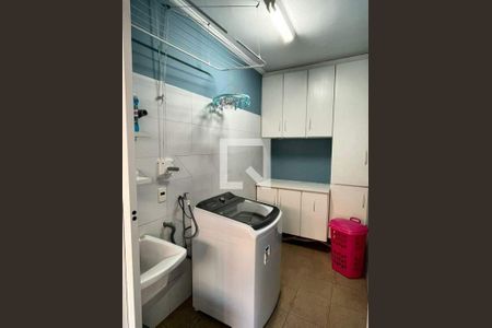Casa à venda com 3 quartos, 158m² em Nova Petrópolis, São Bernardo do Campo