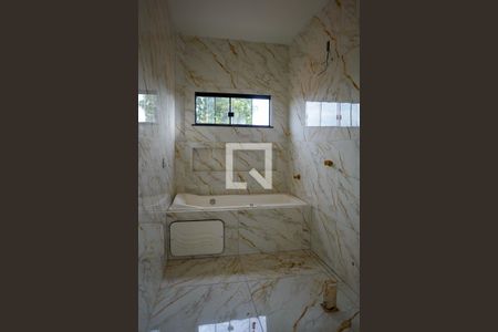 Banheiro 3 de casa para alugar com 4 quartos, 600m² em Parque Sao Jorge, Aparecida de Goiânia