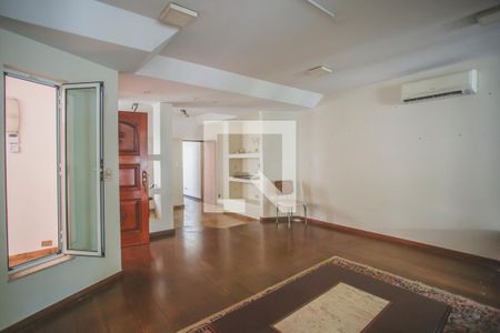 Sala de Estar de casa à venda com 3 quartos, 250m² em Planalto Paulista, São Paulo