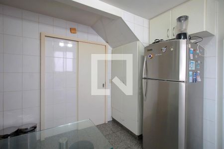 Cozinha de apartamento à venda com 4 quartos, 197m² em Buritis, Belo Horizonte