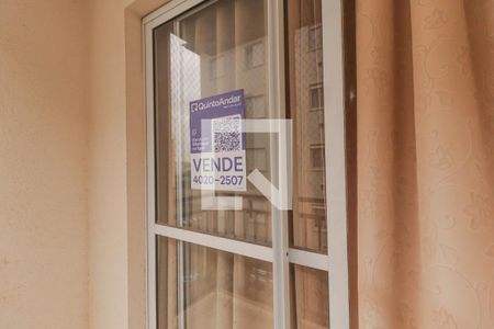 Fachada e Placa de apartamento à venda com 2 quartos, 60m² em Medeiros, Jundiaí