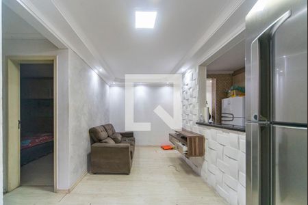 Sala de apartamento para alugar com 2 quartos, 55m² em Parque São Vicente, Mauá