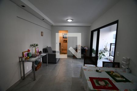 Sala de apartamento à venda com 1 quarto, 49m² em Cambuí, Campinas