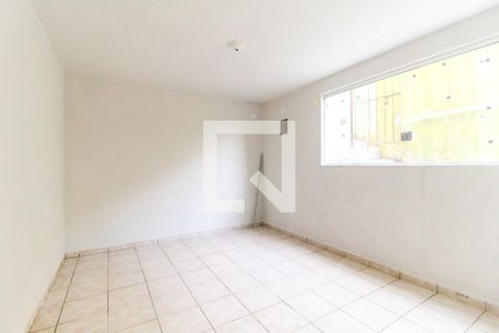 Quarto 2 de casa para alugar com 2 quartos, 50m² em Jardim Itapemirim, São Paulo