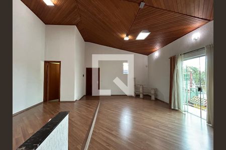 Sala de casa à venda com 4 quartos, 330m² em Vila Palmeiras, São Paulo