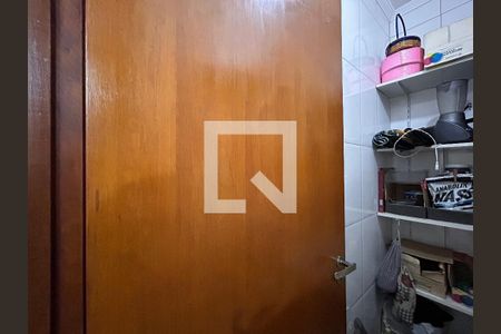 Despensa de casa à venda com 4 quartos, 330m² em Vila Palmeiras, São Paulo