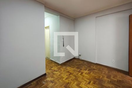 Sala de apartamento para alugar com 1 quarto, 45m² em Bosque, Campinas