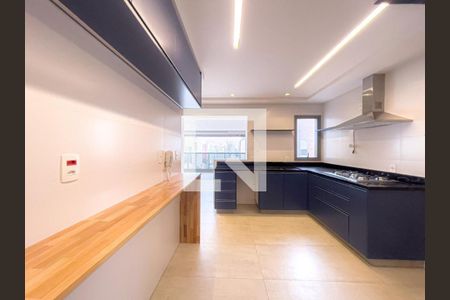 Apartamento à venda com 3 quartos, 192m² em Campo Belo, São Paulo