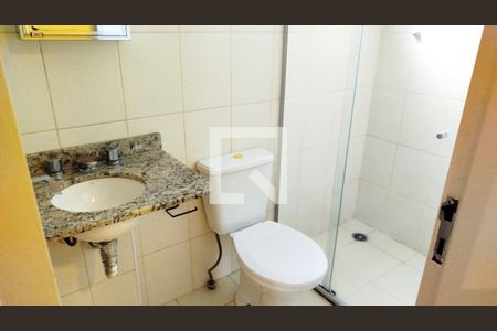 Banheiro de kitnet/studio para alugar com 1 quarto, 30m² em Tatuapé, São Paulo