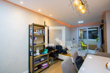 Sala de apartamento à venda com 2 quartos, 52m² em Vila Scarpelli, Santo André