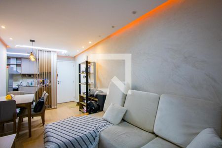 Sala de apartamento à venda com 2 quartos, 52m² em Vila Scarpelli, Santo André