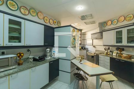 Apartamento à venda com 3 quartos, 200m² em Barra da Tijuca, Rio de Janeiro