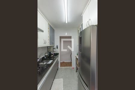 Cozinha de apartamento à venda com 3 quartos, 65m² em Loteamento Parque São Martinho, Campinas