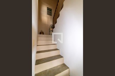 Escada de casa à venda com 3 quartos, 320m² em Bosque de Barão Geraldo, Campinas