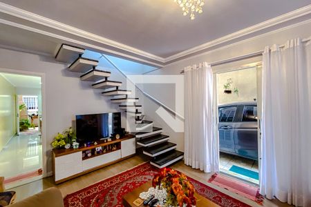 Sala de casa à venda com 5 quartos, 250m² em Vila Regente Feijó, São Paulo