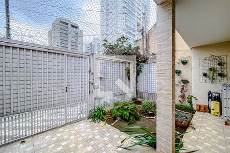 Garagem de casa à venda com 5 quartos, 250m² em Vila Regente Feijó, São Paulo