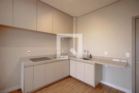 Cozinha de apartamento para alugar com 1 quarto, 42m² em Barro Preto, Belo Horizonte