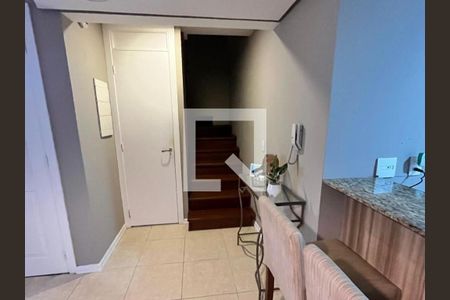 Sala de casa de condomínio para alugar com 4 quartos, 177m² em Jardim Itu, Porto Alegre