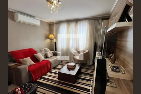 Sala de casa de condomínio para alugar com 4 quartos, 177m² em Jardim Itu, Porto Alegre