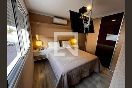 Suíte  de casa de condomínio para alugar com 4 quartos, 177m² em Jardim Itu, Porto Alegre