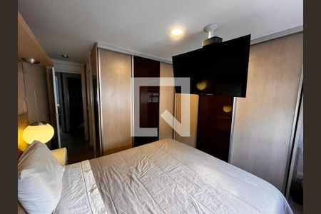 Suíte  de casa de condomínio para alugar com 4 quartos, 177m² em Jardim Itu, Porto Alegre