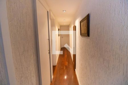 Corredor de apartamento à venda com 4 quartos, 180m² em Icaraí, Niterói