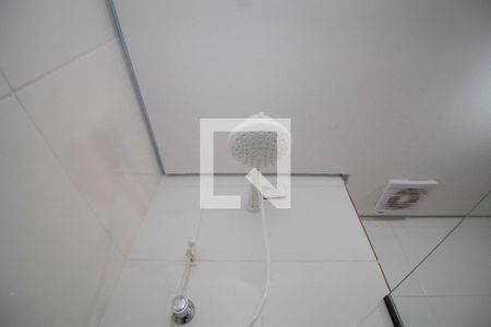 Banheiro de kitnet/studio para alugar com 1 quarto, 24m² em Vila Pirituba, São Paulo