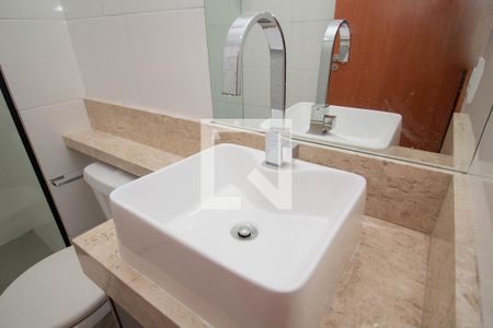 Banheiro de kitnet/studio para alugar com 1 quarto, 24m² em Vila Pirituba, São Paulo