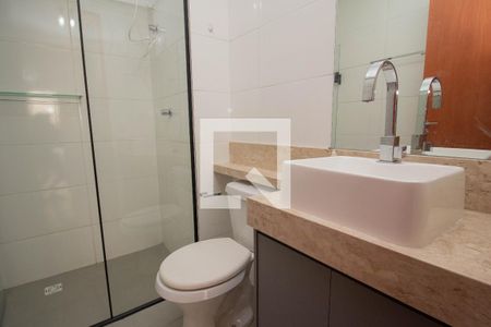 Banheiro de kitnet/studio para alugar com 1 quarto, 24m² em Vila Pirituba, São Paulo