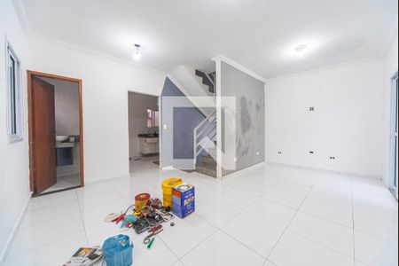 Sala de casa de condomínio para alugar com 3 quartos, 123m² em Jardim Vila Rica, Santo André